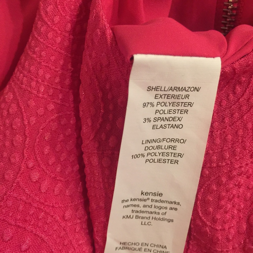 Kenzie Pink Textured Romper Size M And L. NWT - Picture 8 of 8